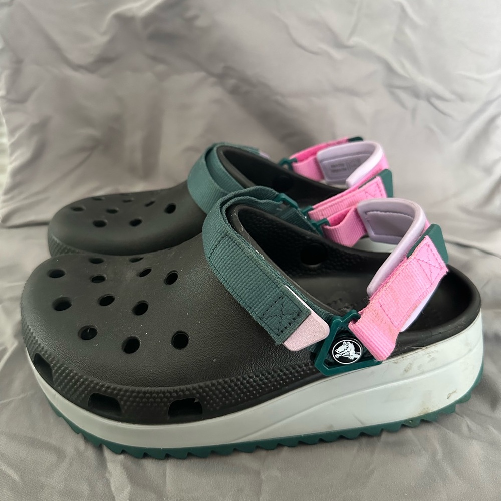 CROCS Black Slip-On Clogs with Green Strap and Pink Lining - Picture 2 of 2
